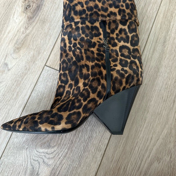 YSL SAINT LAURENT NIKI BOOTIES IN LEOPARD PRINT SUEDE - Picture 6 of 10